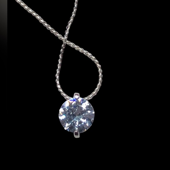 5/$25 NWOT Little Girls Sparkling Solitaire Gem Silver Necklace 14”-16” - Picture 3 of 4